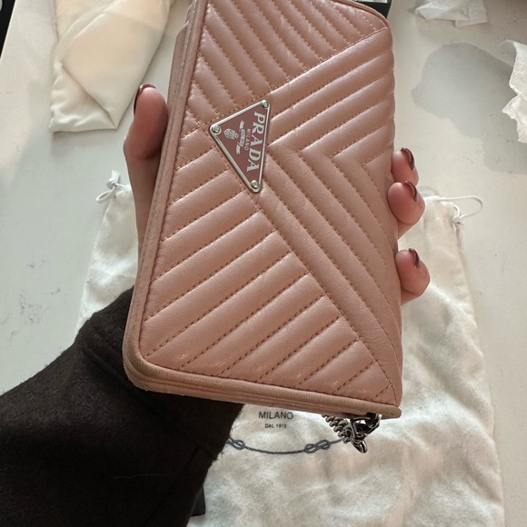 Prada Logo Plaque Quilted Purse. Small. Pink. - Picture 5 of 8